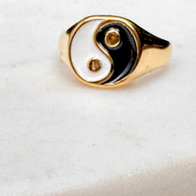 Load image into Gallery viewer, The Balance Yin Yang Signet Ring
