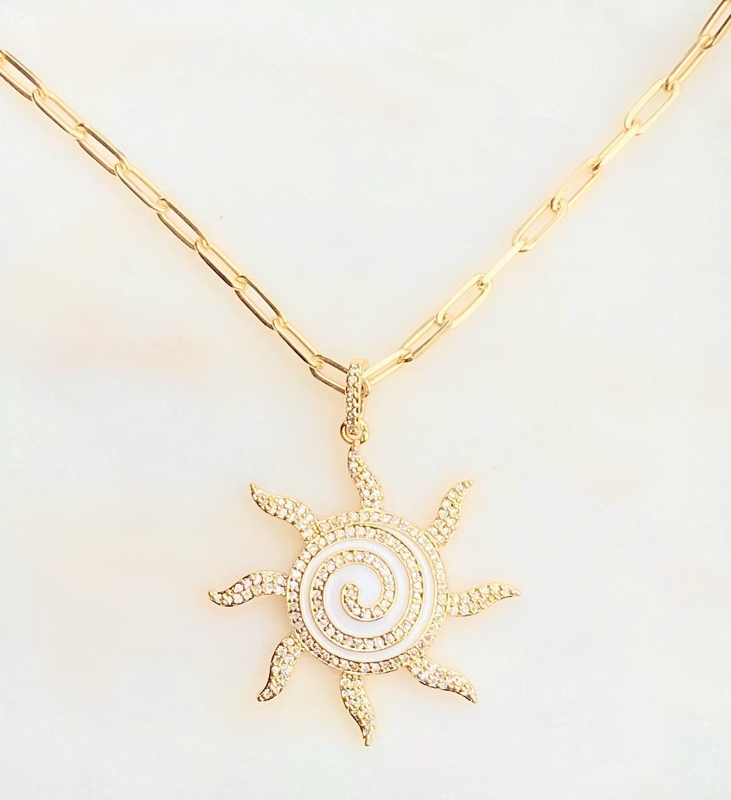 Mi Sol Medallion Necklace