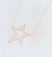 Load image into Gallery viewer, Sterling Silver Gold Plated Big Star Necklace