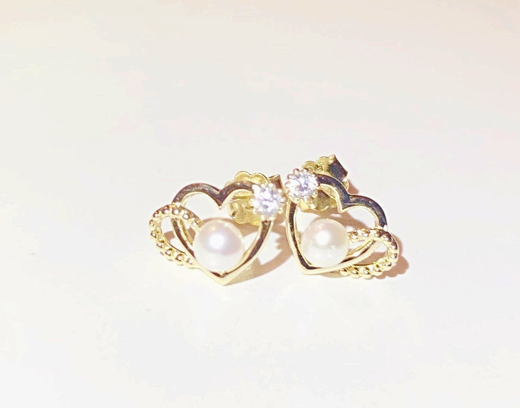 925 Sterling Silver/Gold Plated Heart and Pearl Dainty Studs Earrings