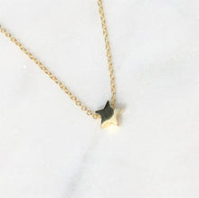 Load image into Gallery viewer, Star Necklace