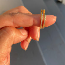 Load image into Gallery viewer, Stoney Gold Earrings