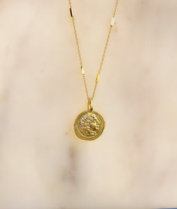 Roma Pendant Necklace