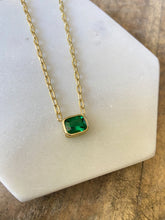 Load image into Gallery viewer, Sterling Silver Gold Forest Green May Birthstone Necklace