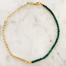 Load image into Gallery viewer, Metal and Green Aventurine Choker Necklace