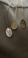 Load image into Gallery viewer, Golden Disc Zodiac Sign Necklace
