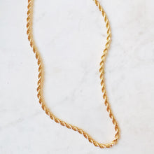 Load image into Gallery viewer, Rope Me In Chain Necklace