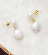 Load image into Gallery viewer, Coin Pearl Love Earrings