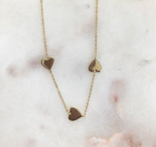 Load image into Gallery viewer, Triple Heart silver choker