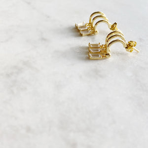 Pretty Little Stone Dangle Earrings