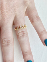 Load image into Gallery viewer, Queen Crown Ring